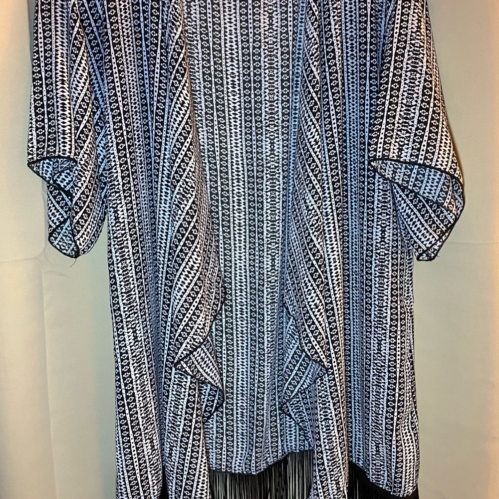 LuLaRoe Black and White Patterned Kimono With Black Fringe